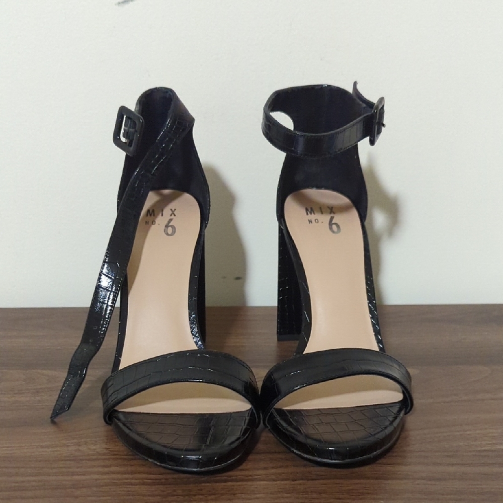 Mix No. 6 Black Croc-Embossed Ankle Strap Block Heels